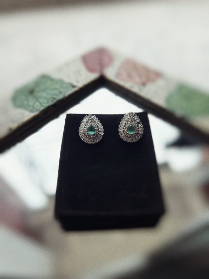 Pure silver earring with diamond and feroza - Image 2
