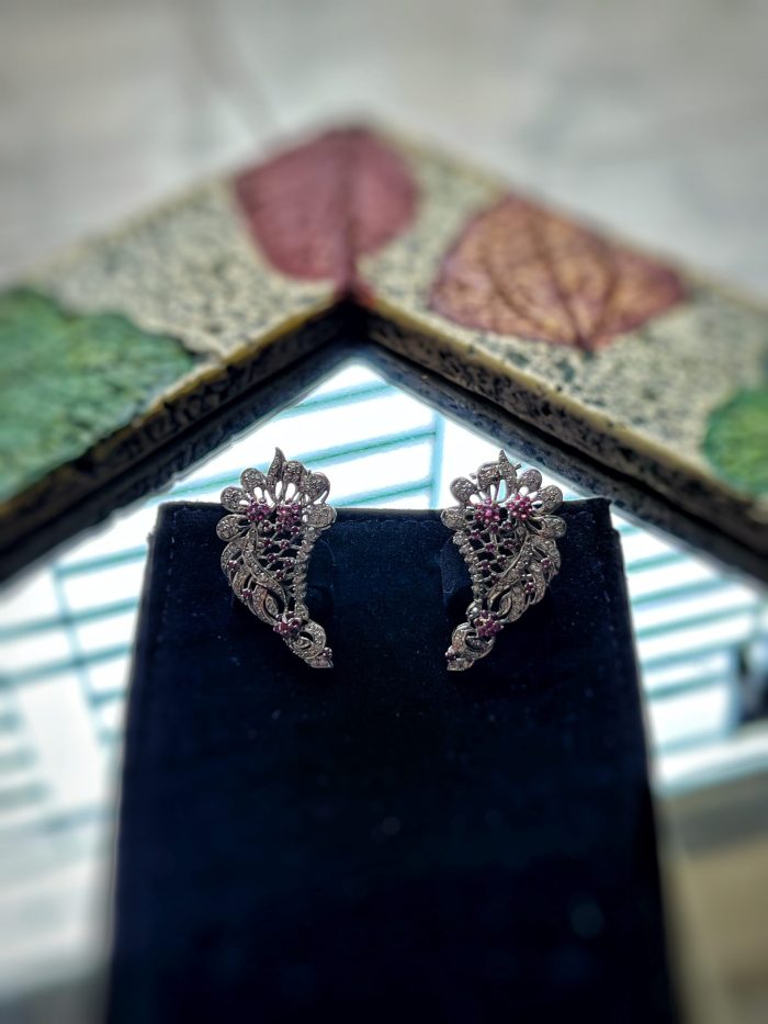 Pure silver earring with diamond and ruby - Image 2