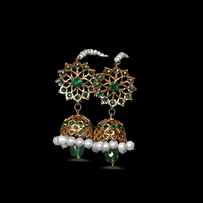 7 layer pearl set with green stones and real pearl comes with jhumka - Image 14