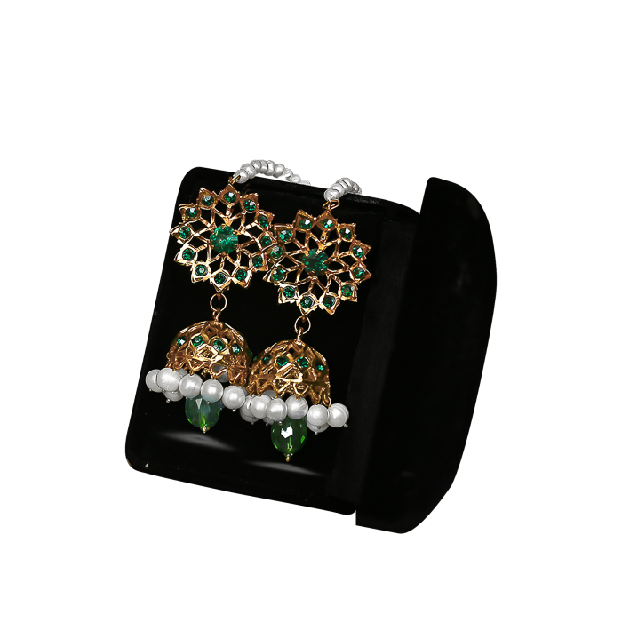 7 layer pearl set with green stones and real pearl comes with jhumka - Image 13