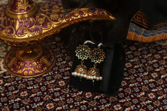 7 layer pearl set with green stones and real pearl comes with jhumka - Image 11