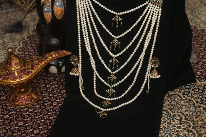 7 layer pearl set with green stones and real pearl comes with jhumka - Image 5