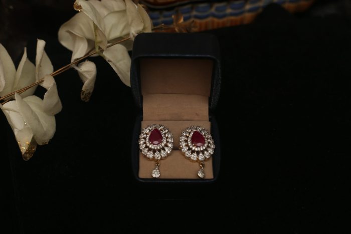 Ruby with diamond pendant with matching earring - Image 5
