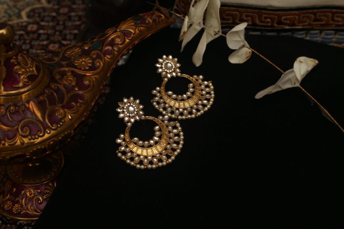 Chand Bali earrings with gold and stone - Image 2