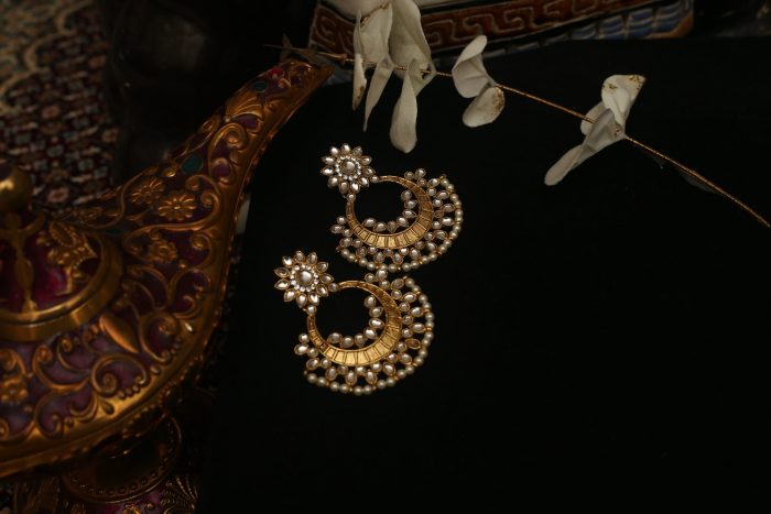 Chand Bali earrings with gold and stone - Image 3