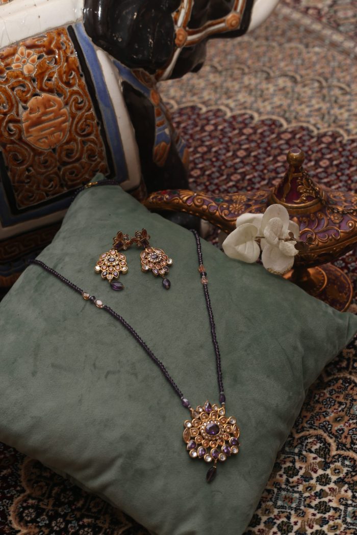 Amethys set with necklace and matching earrings - Image 3