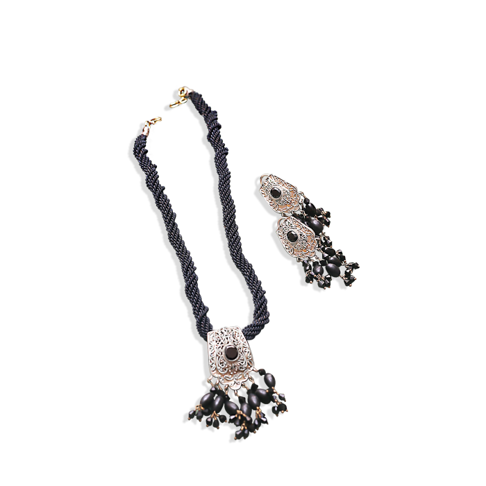 Amethys set with diamond pendant and amethyst 4 strings set with matching earring - Image 6