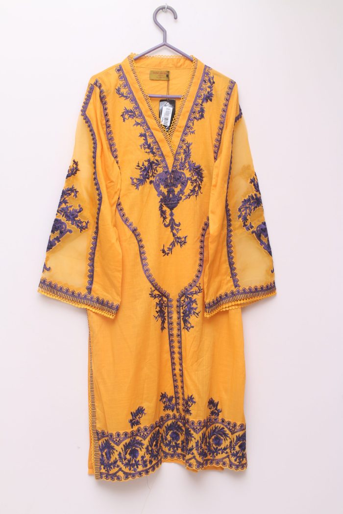 Kurti by SANA SAFINAZ