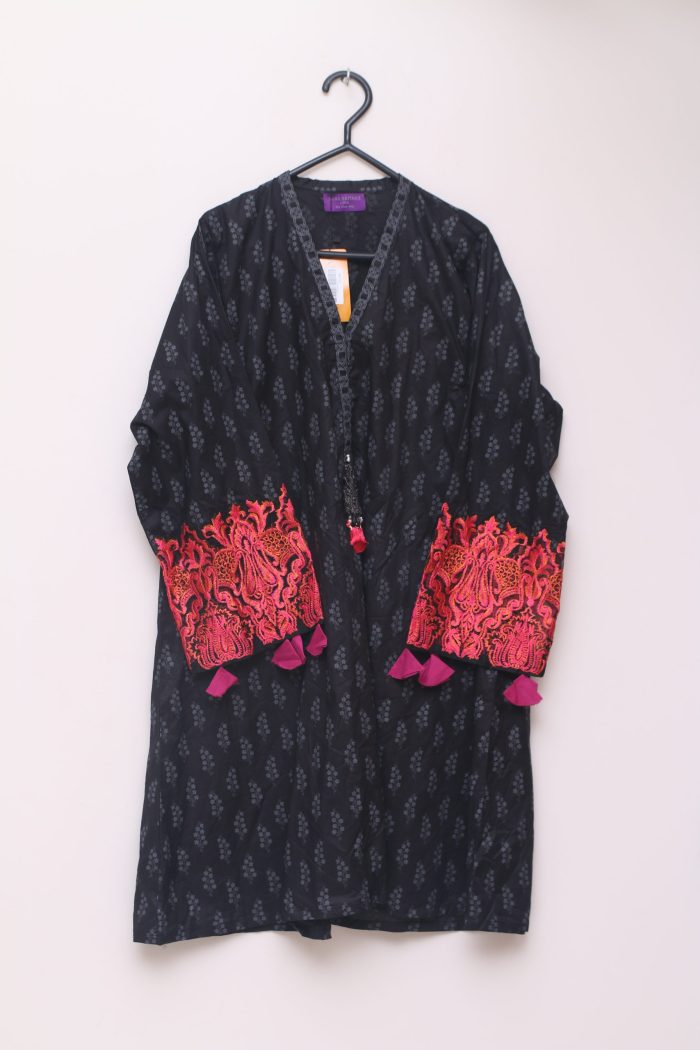 Kurti by SANA SAFINAZ - Image 3