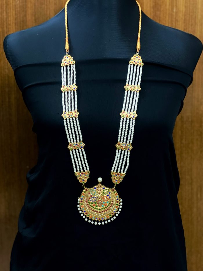Nauratan Set with matching earrings and matching jhapta - Image 6