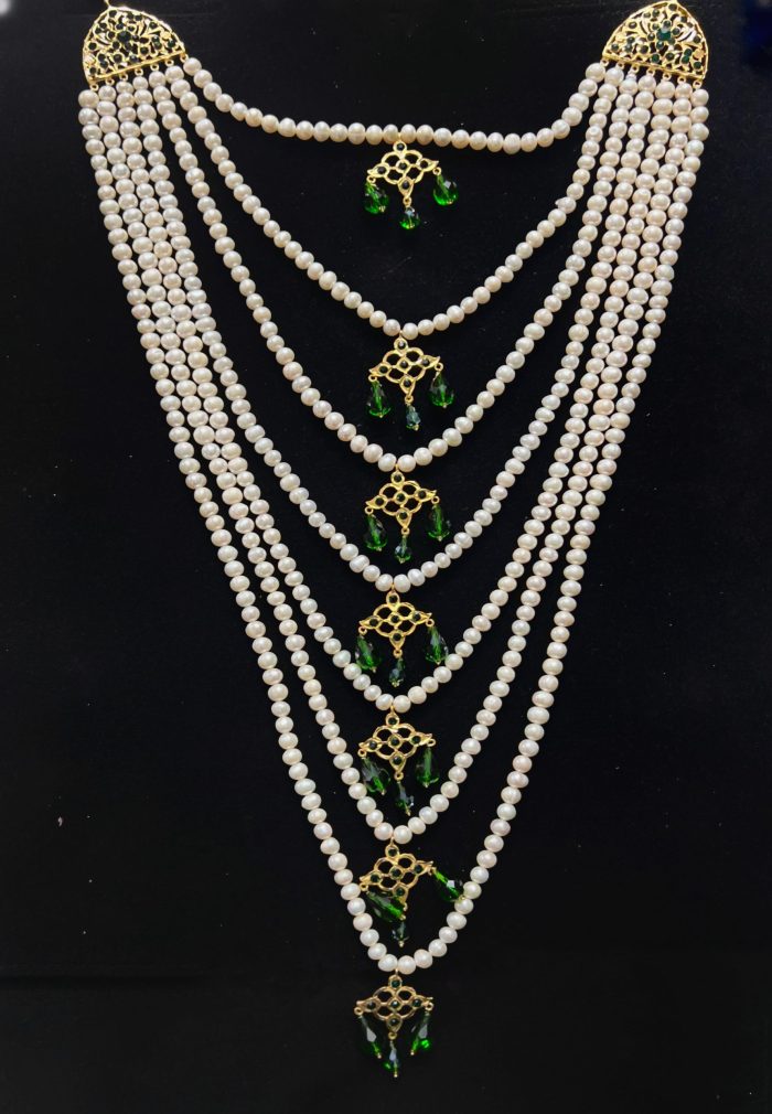 7 layer pearl set with green stones and real pearl comes with jhumka - Image 3