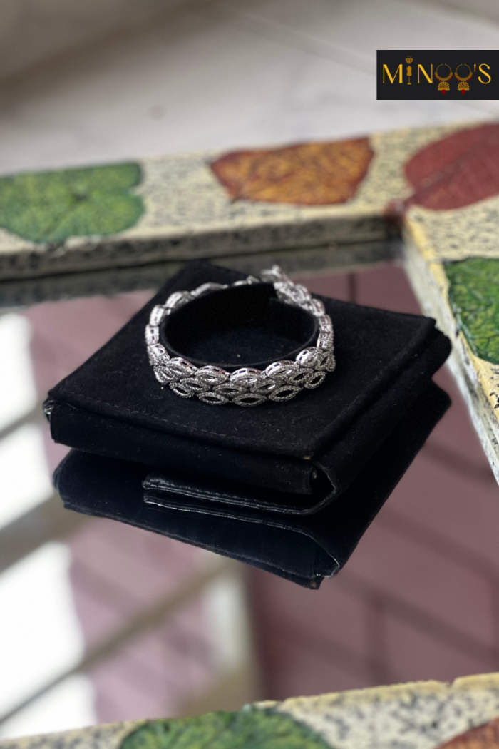 5 Bracelet - Image 3