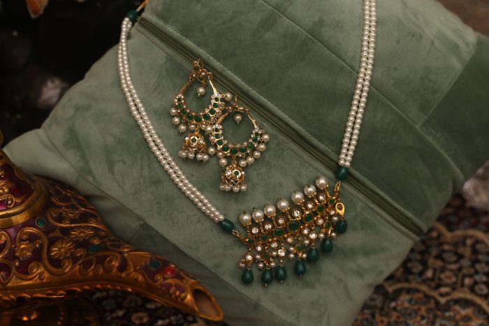 Chand Bali (Green, Red & White) - Image 10