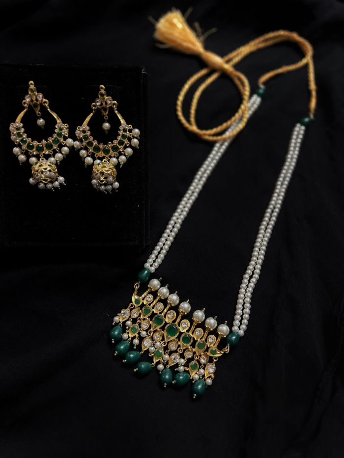 Chand Bali (Green, Red & White) - Image 13